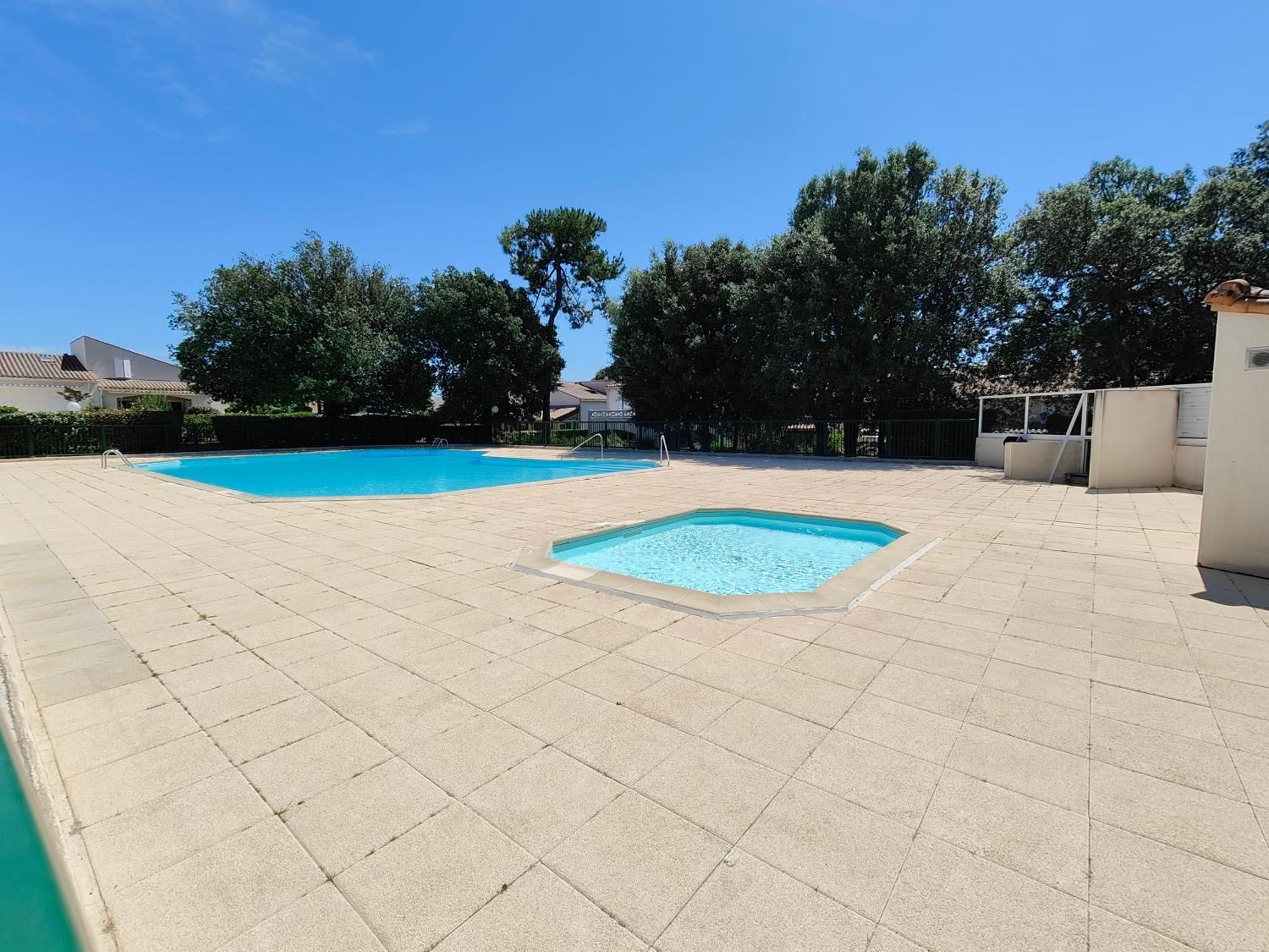 Villa "Les Jardins De Saint Palais Sur Mer" Buitenkant foto